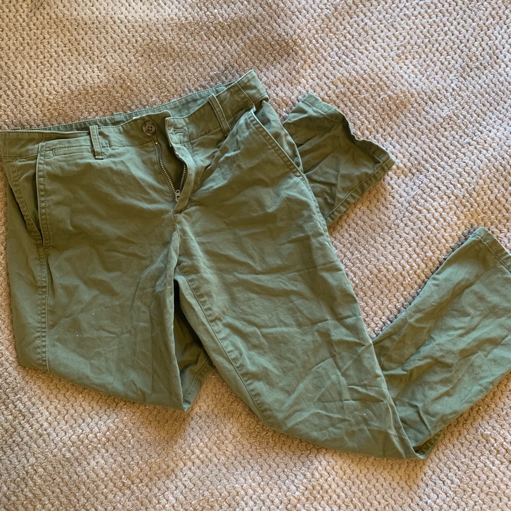Gap capris